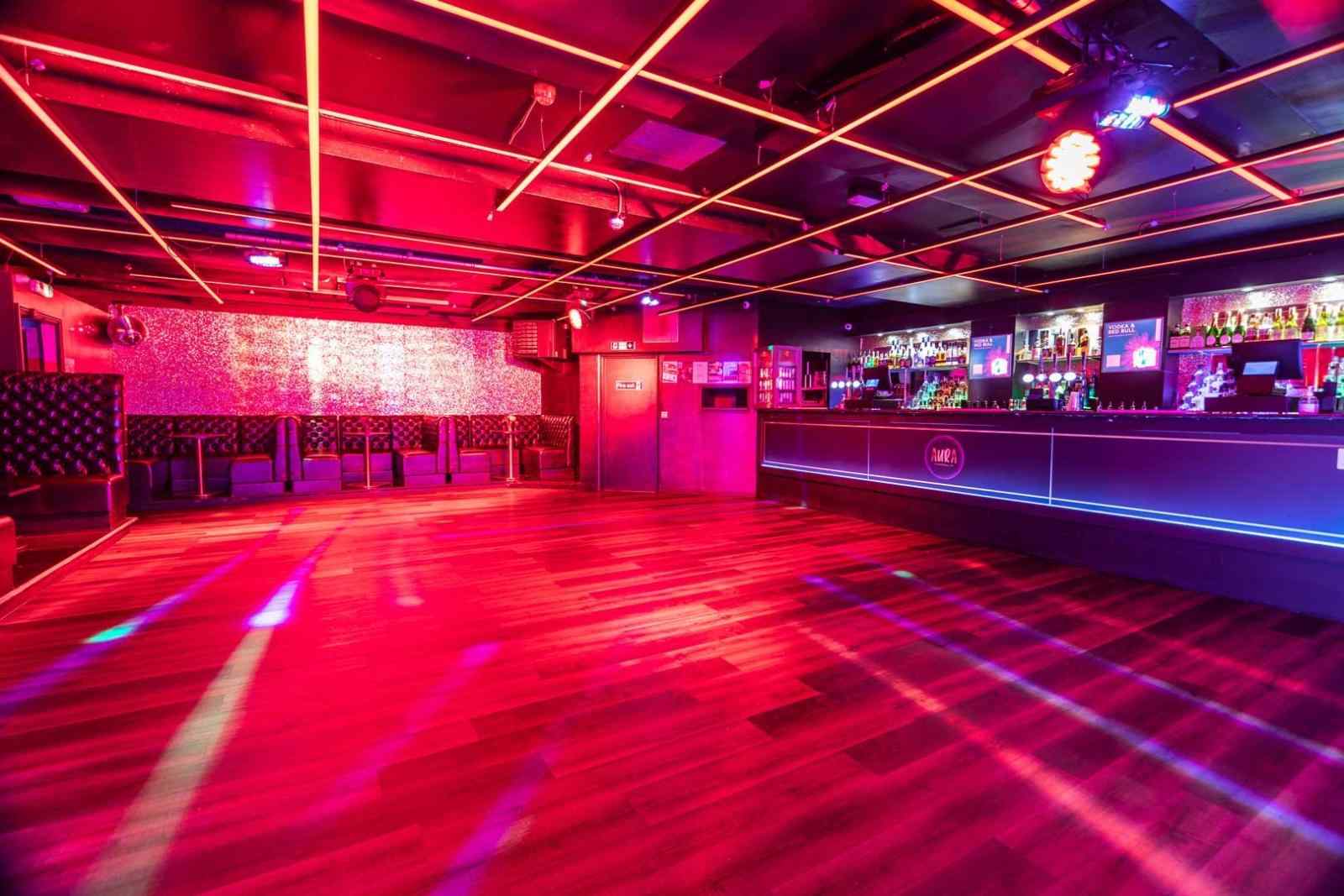 AURA TUNBRIDGE WELLS