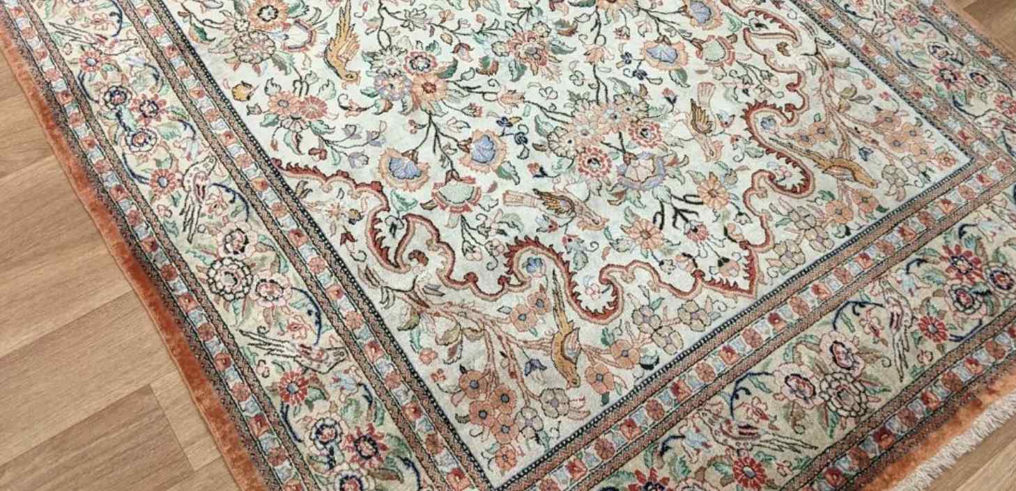 CROWN RUGS