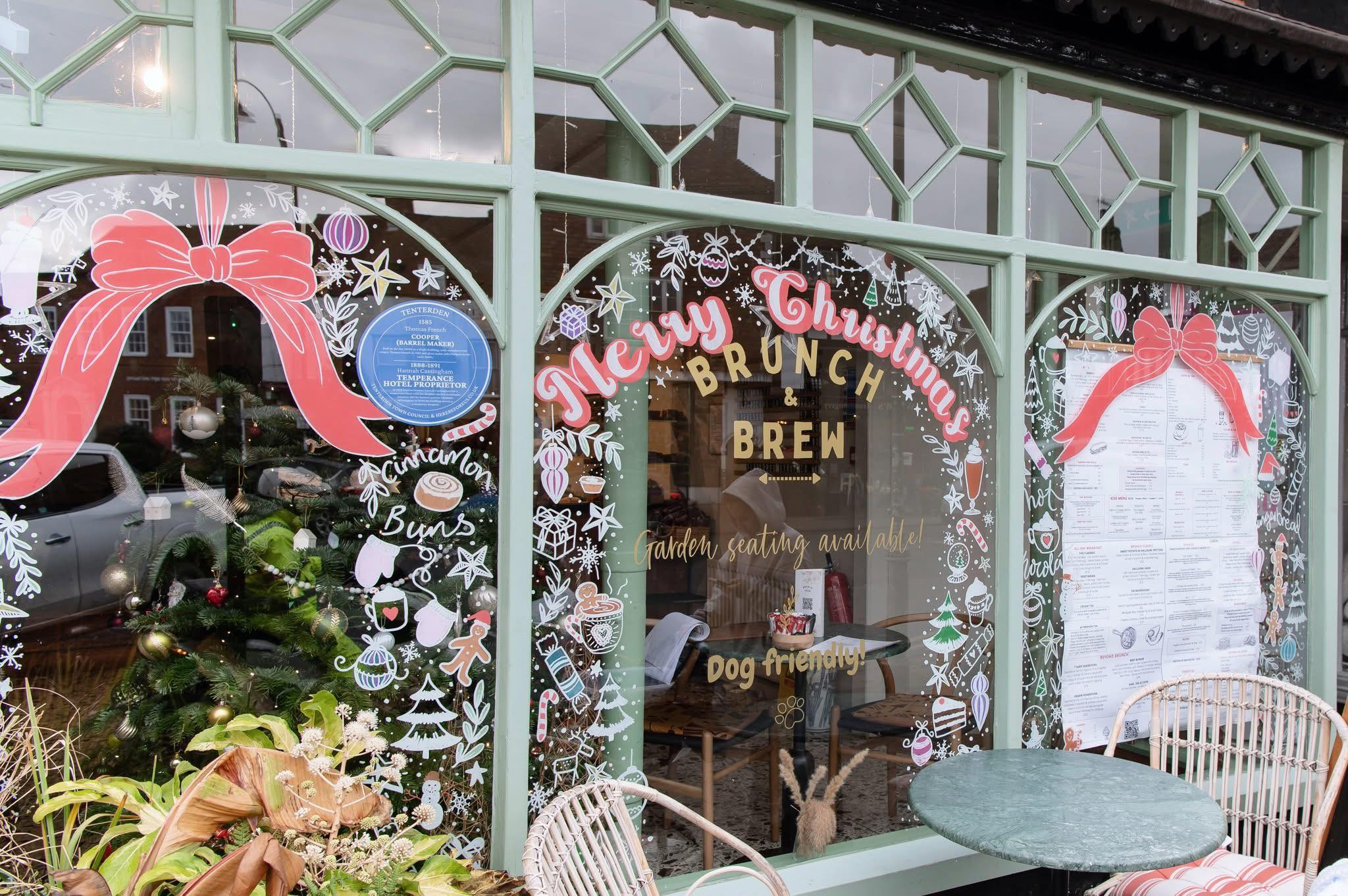 Christmas window competition - image