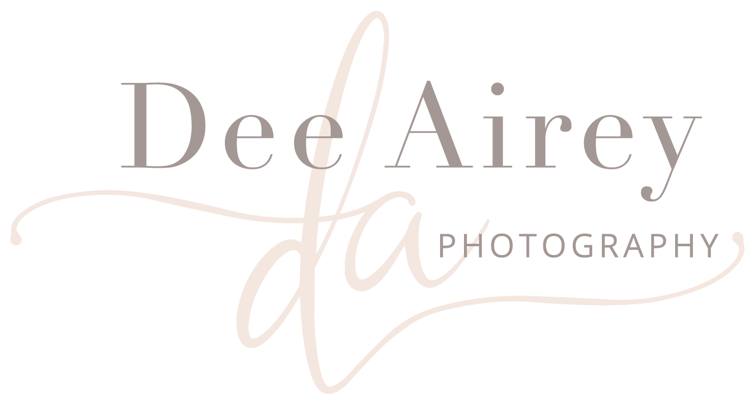 DEE AIREY PHOTOGRAPHY logo