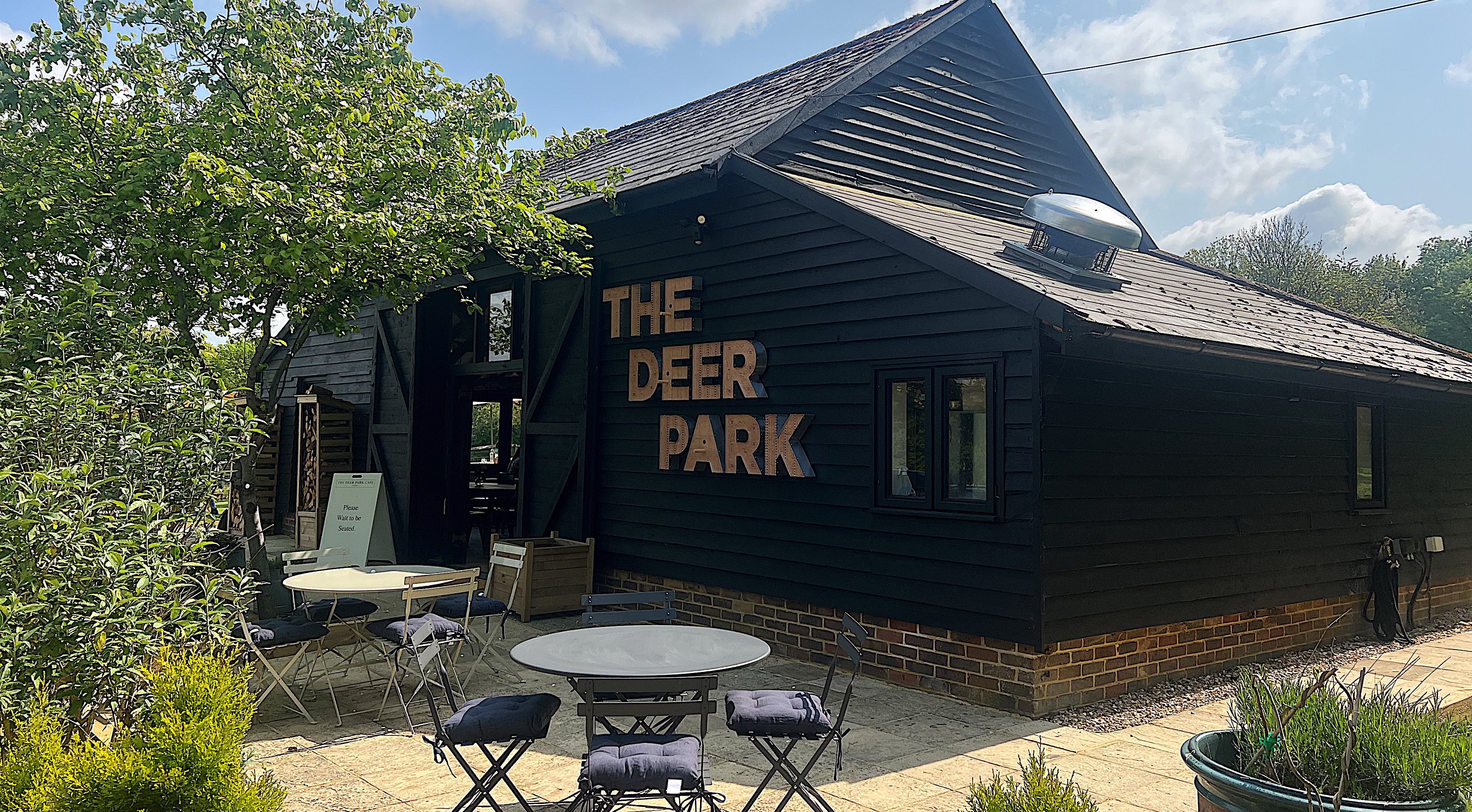 THE DEER PARK CAFE