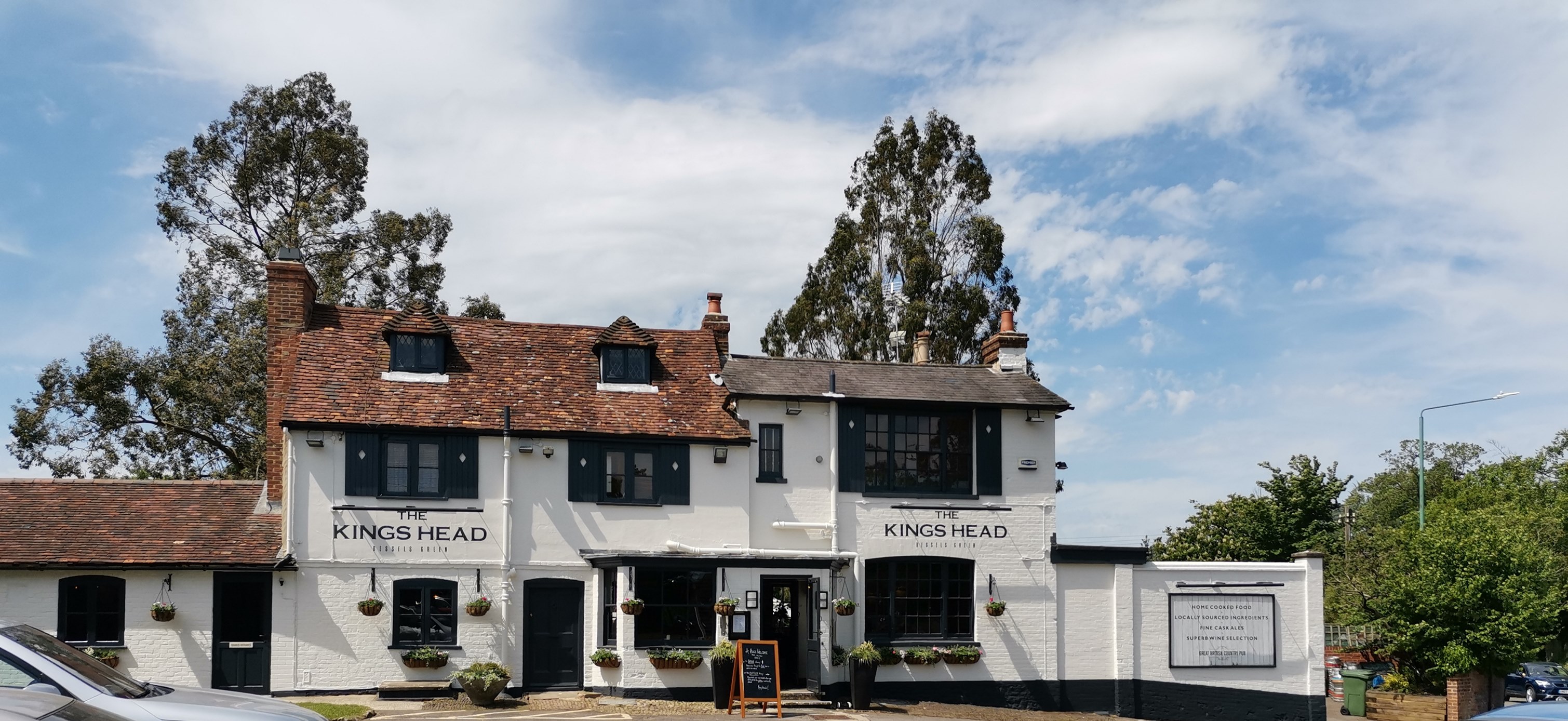 THE KINGS HEAD