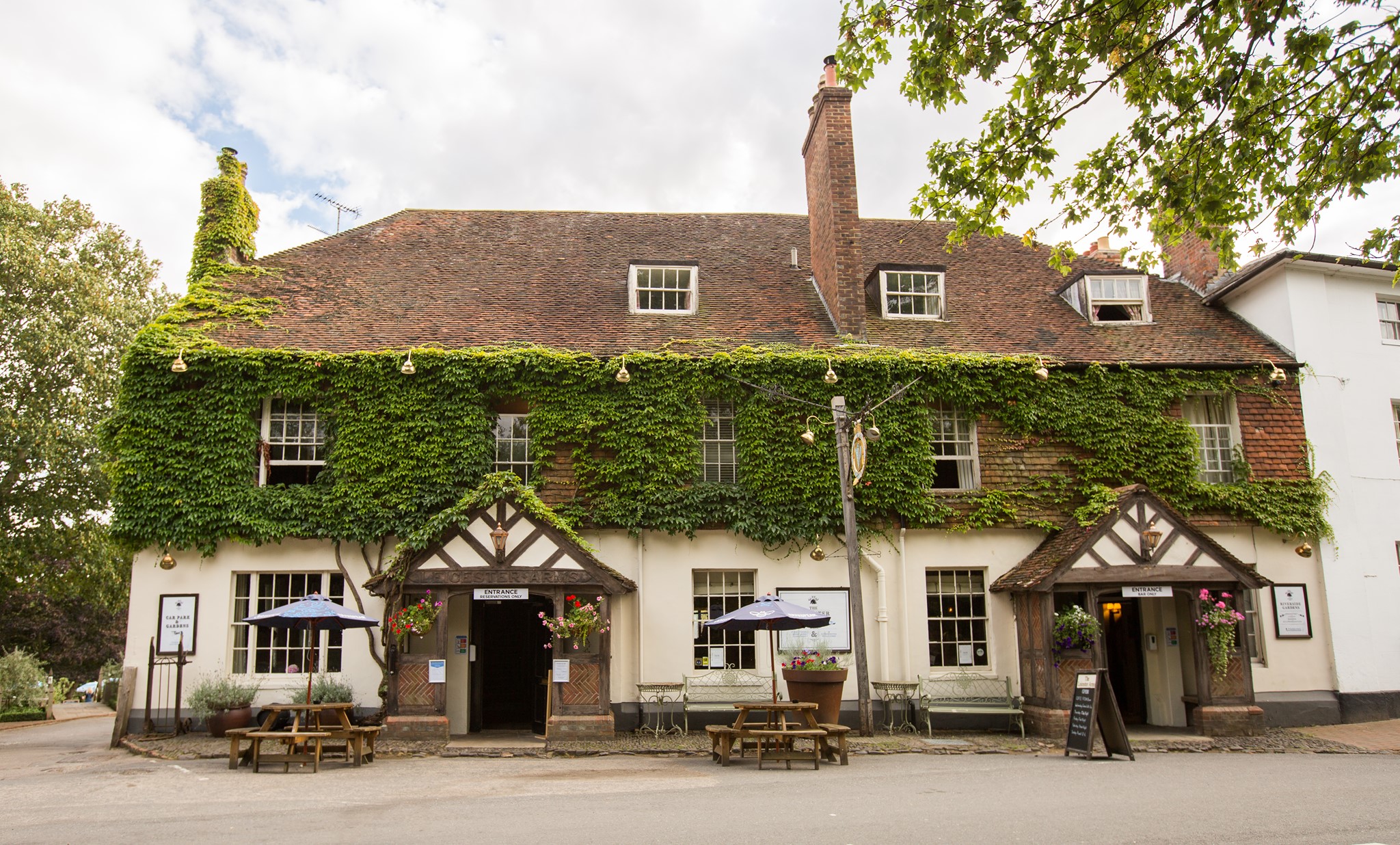 The Leicester Arms
