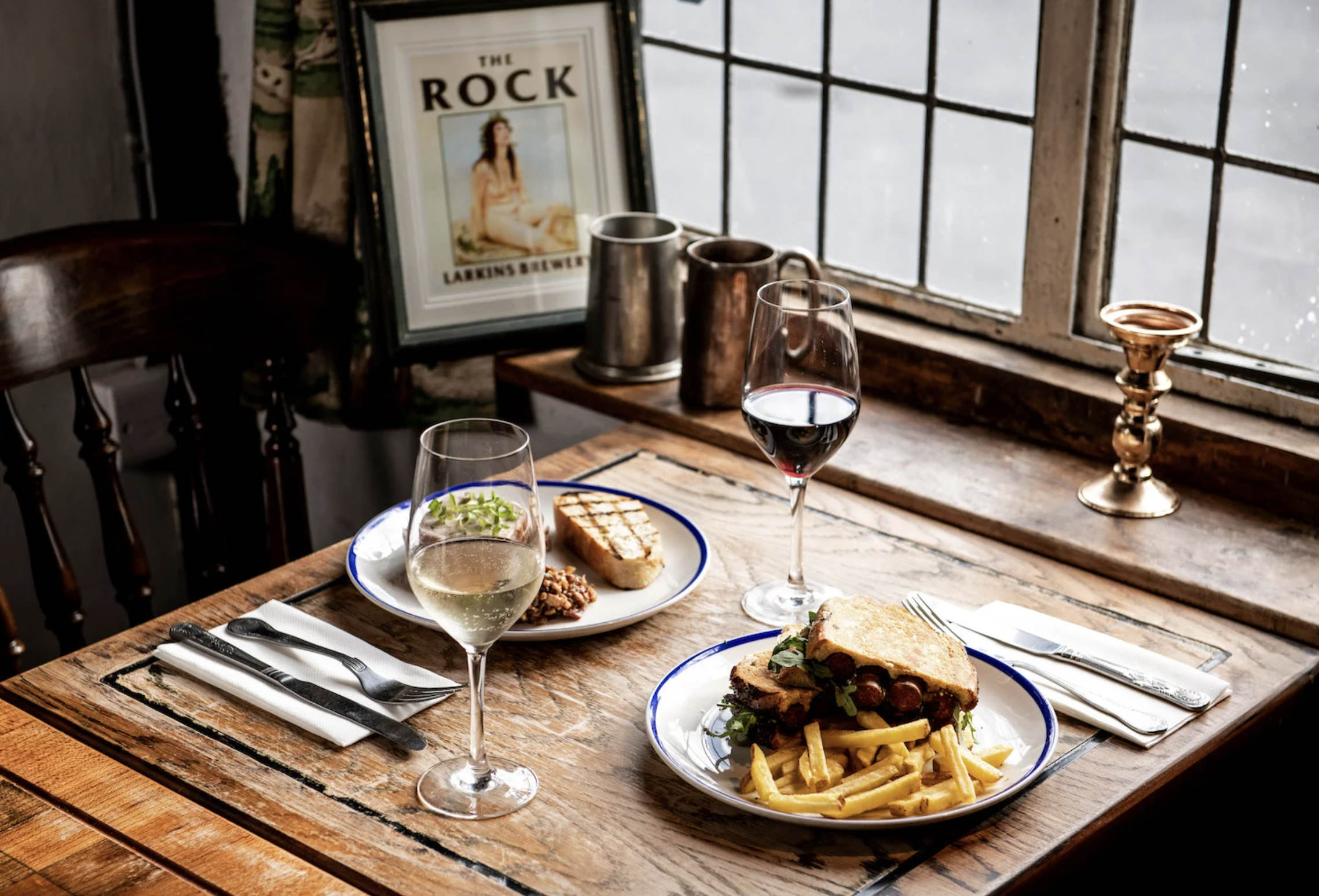 THE ROCK INN AT CHIDDINGSTONE