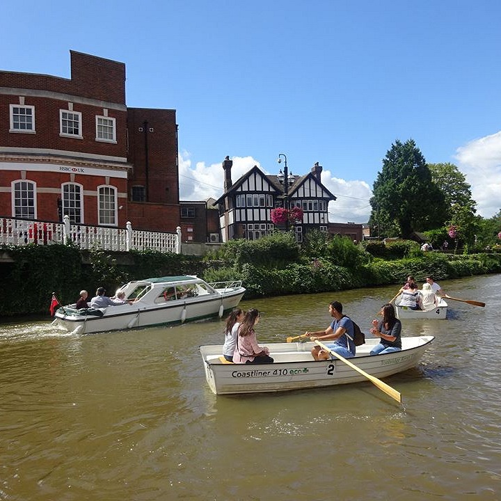 TONBRIDGE RIVER TRIPS logo